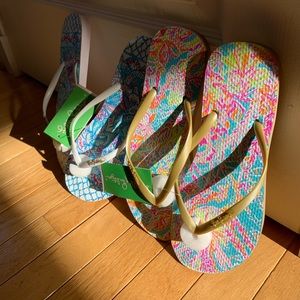 NWT Brand New Lilly Pulitzer Flip Flops 9/10 (2)